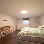 Sjarmerende Med Parkering I Sentrum