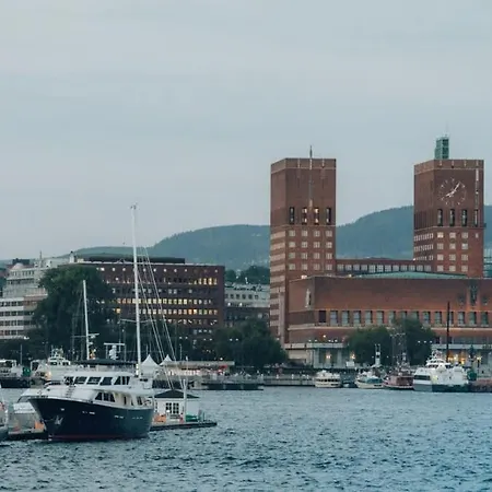 Sjarmerende Med Parkering I Sentrum Apartmán *