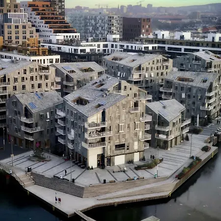 Sjarmerende Med Parkering I Sentrum Apartmán