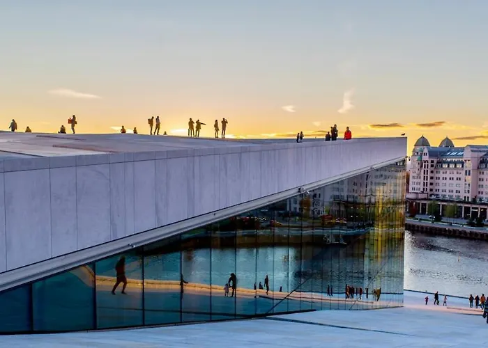 Sjarmerende Med Parkering I Sentrum Lägenhet *